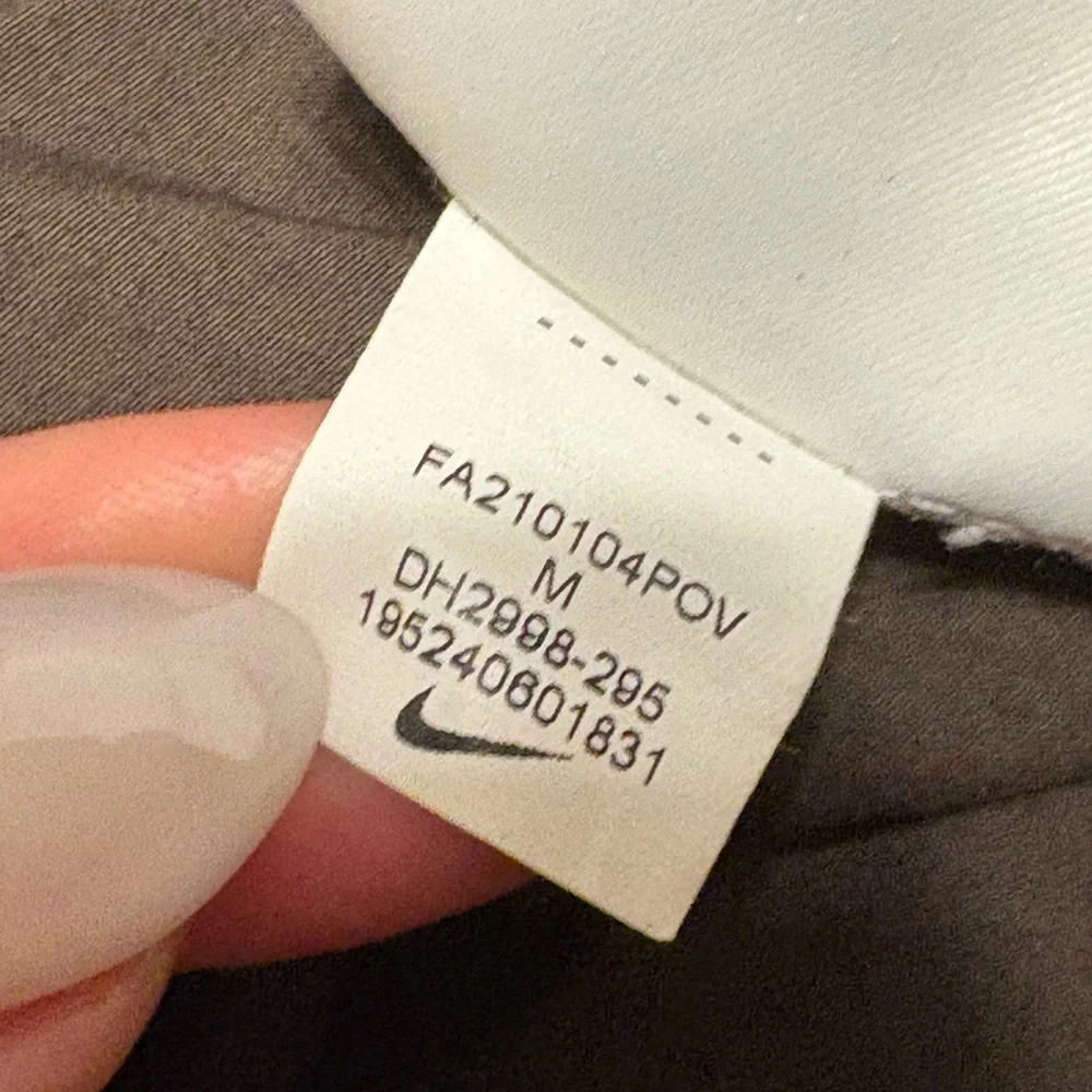 NIKE Woven‎ Technical Every Stitch Considered Dropped Crotch Barrel Pant Brown